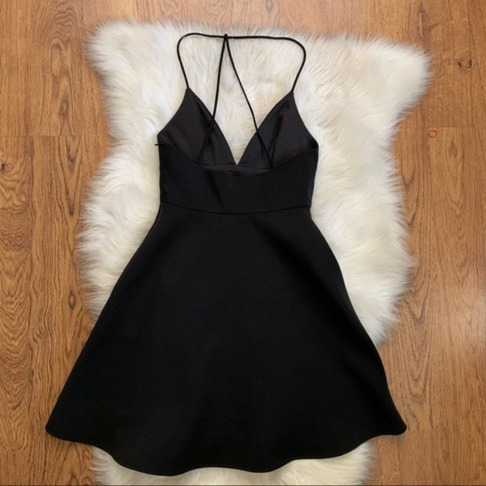 - Stylestaker Dress - Picture 3 of 13